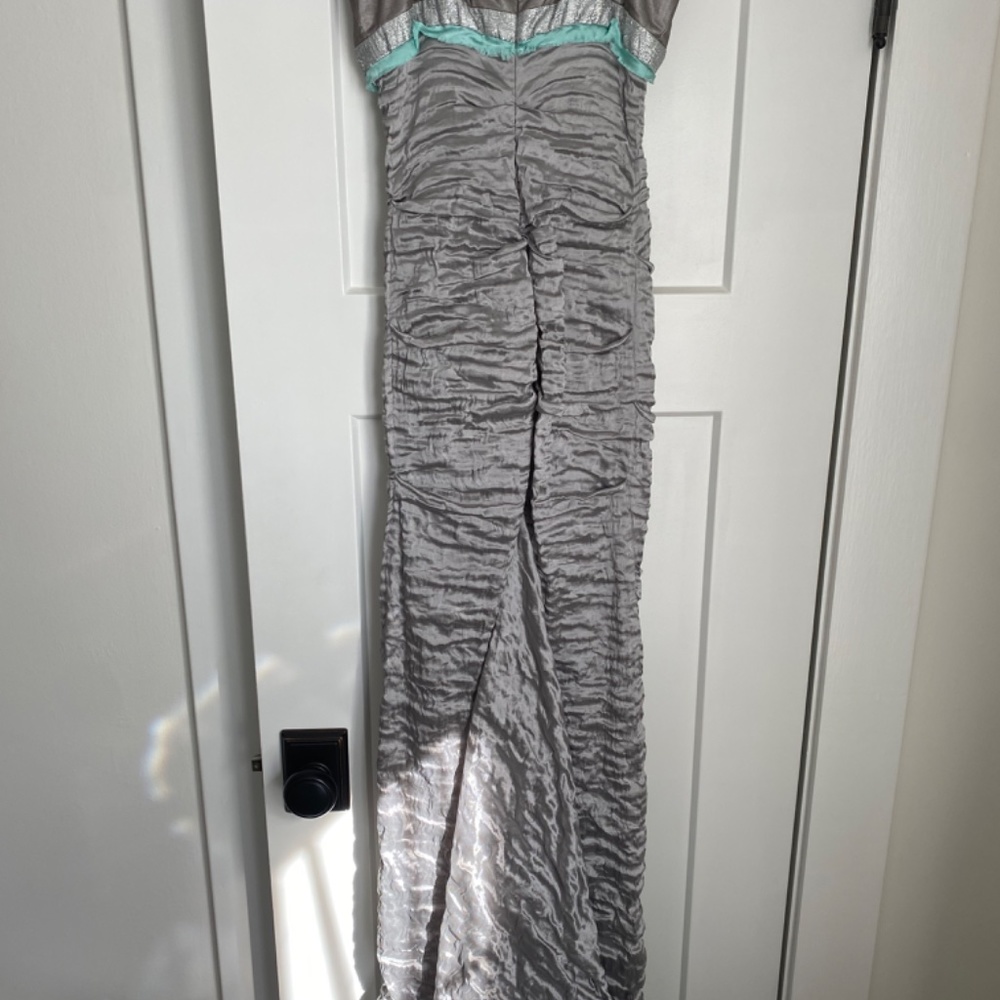 Nicole Miller gown - Picture 5 of 6